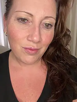 Snapshot of xsexycurvymilf chatting on 01-28-25, 02:42 xsexycurvymilf online show from 01-28-25, 02:42