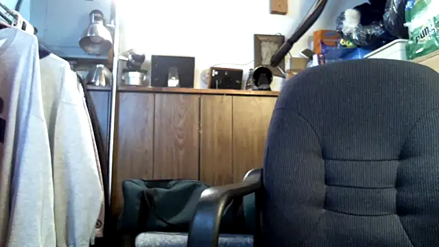 handsomeguy0729 online show from 01-13-25, 05:12