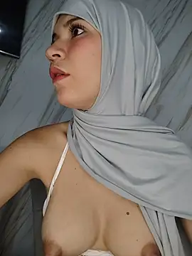 hanaa 18 online show from 02-15-26, 08:35