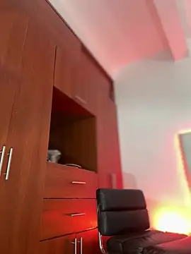 ivannapretyts online show from 01-31-25, 04:06