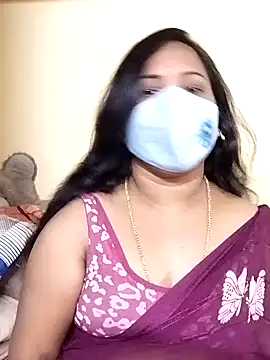 Snapshot of Susma-Telugu chatting on 12-22-24, 01:11 Susma-Telugu online show from 12-22-24, 01:11