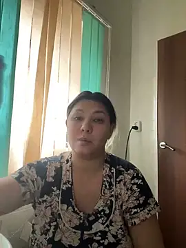 Snapshot of Olivialili chatting on 02-11-25, 06:51 Olivialili online show from 02-11-25, 06:51
