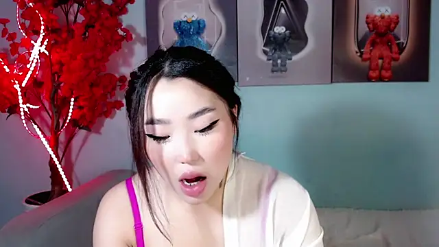 Snapshot of ichiben chatting on 01-18-25, 09:02 ichiben online show from 01-18-25, 09:02