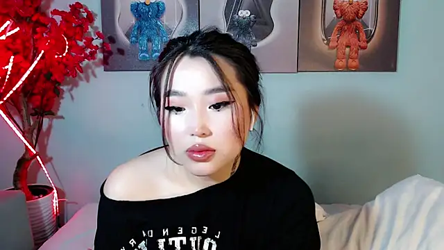 Snapshot of ichiben chatting on 03-20-25, 12:40 ichiben online show from 03-20-25, 12:40