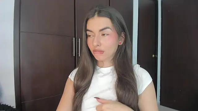 Coralinee 01 online show from 01-31-25, 11:56