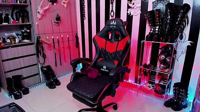 daven56 online show from 02-11-25, 01:20