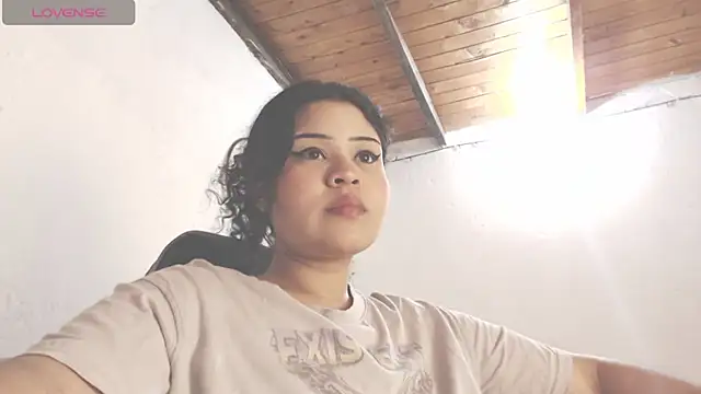 Amara18  online show from 04-21-26, 07:03