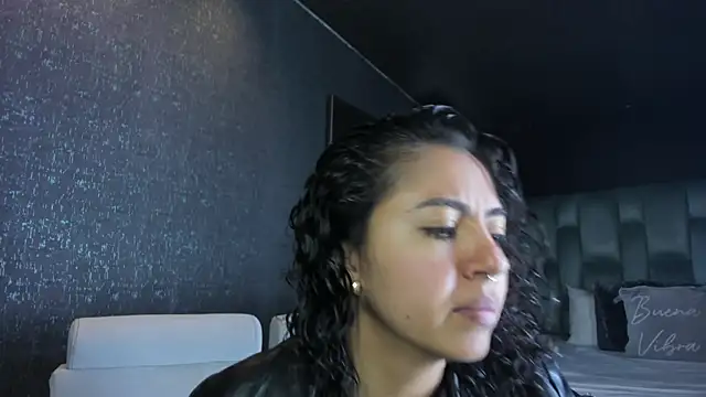 Snapshot of Amareto_ chatting on 05-02-26, 08:19 Amareto online show from 05-02-26, 08:19