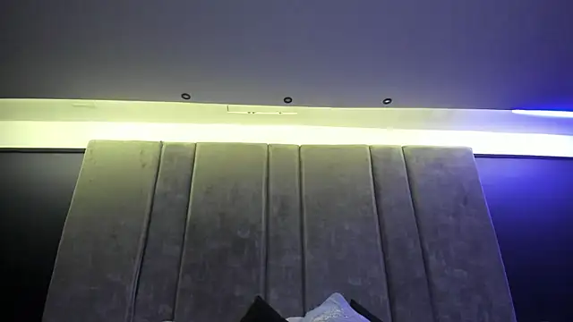 Snapshot of Amareto_ chatting on 05-14-26, 11:17 Amareto online show from 05-14-26, 11:17