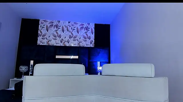 Snapshot of Amareto_ chatting on 05-24-26, 12:32 Amareto online show from 05-24-26, 12:32