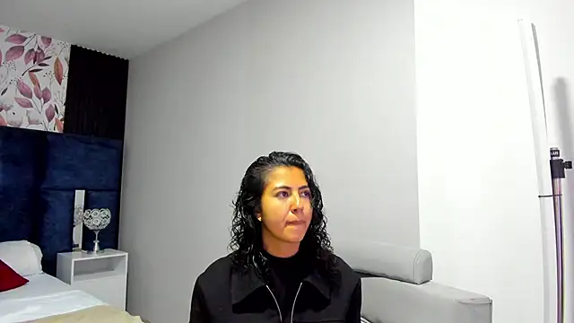 Snapshot of Amareto_ chatting on 05-27-26, 11:29 Amareto online show from 05-27-26, 11:29