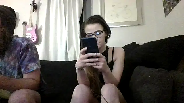 linsnextdoor26 online show from 11-18-25, 06:51