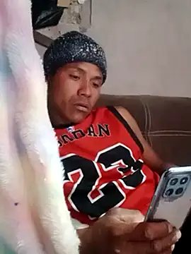 Moreno1813 online show from 03-10-25, 05:22