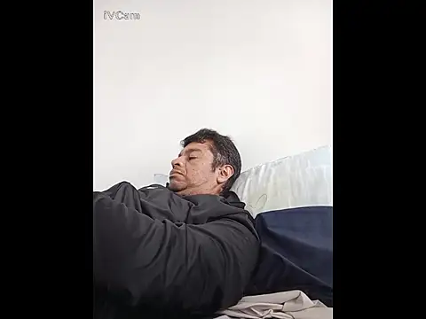 Snapshot of perxxxeo_ chatting on 11-02-25, 05:59 perxxxeo online show from 11-02-25, 05:59