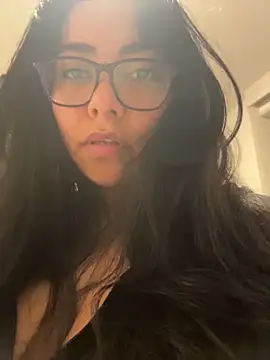 PetitLumiere online show from 04-11-26, 03:22