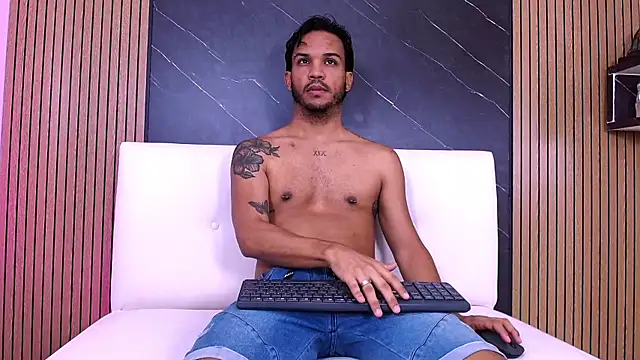 Snapshot of ricky_vill_ chatting on 06-09-26, 11:44 ricky vill online show from 06-09-26, 11:44