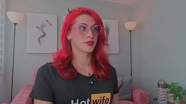 Juliana Saenzz online show from 02-20-26, 09:04