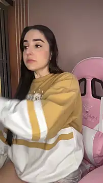 Victoria-And1 online show from 11-20-25, 01:50