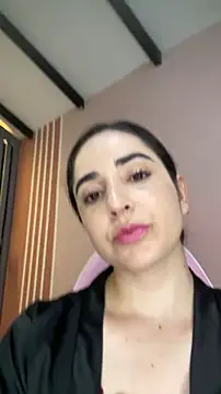 Victoria-And1 online show from 11-26-25, 01:39