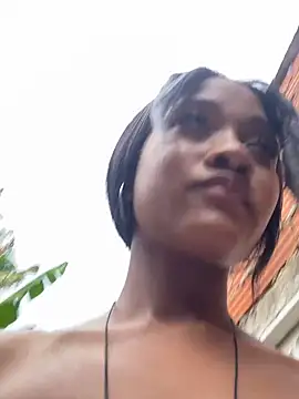 AleezaFrench online show from 12-21-24, 05:40