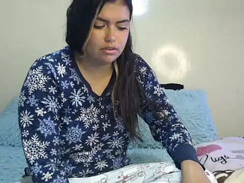 sweetkitty 16 online show from 04-15-26, 07:21