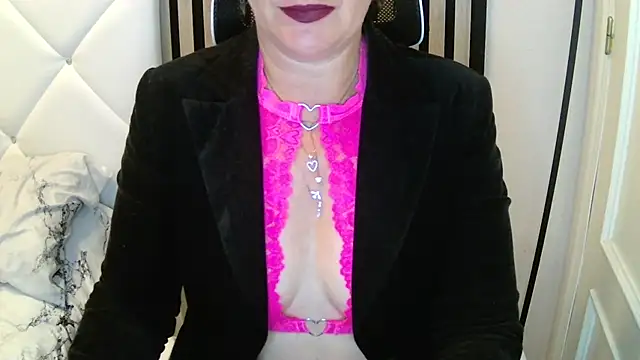 xxNoeliaxx online show from 12-16-25, 07:46