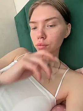 Lisaaa Alisa online show from 05-26-26, 04:08