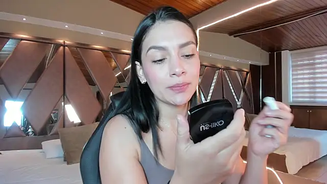 carina rossi online show from 09-22-25, 12:18