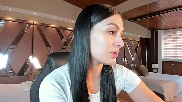 carina rossi online show from 10-02-25, 12:45