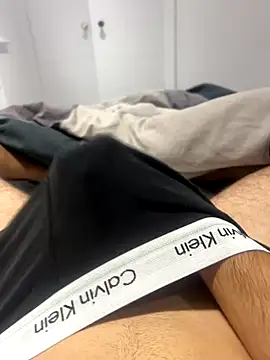 h0rnyguy001 online show from 10-30-25, 07:10