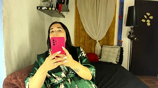 SARAMISHA online show from 11-06-25, 01:45