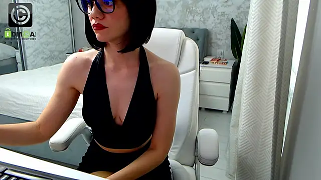 Ellysse  online show from 07-01-26, 08:27