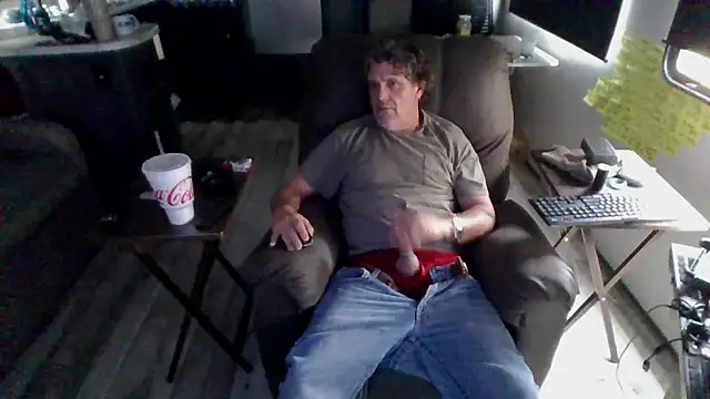 lateniter online show from 02-13-26, 06:15