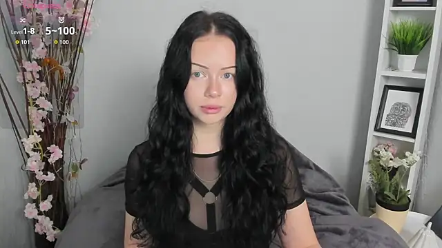 Snapshot of Lori__Hell chatting on 05-18-26, 03:24 Lori Hell online show from 05-18-26, 03:24