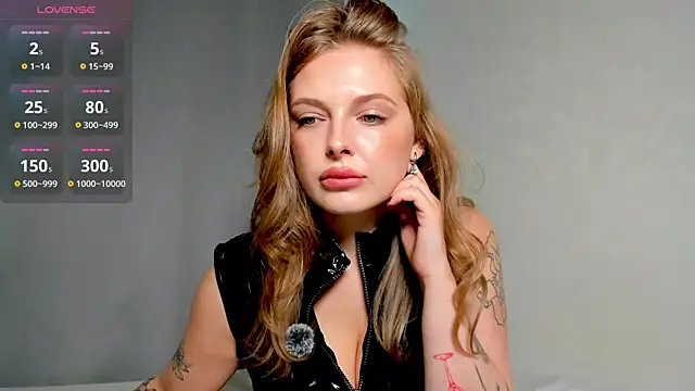 Snapshot of mercedescutee chatting on 09-27-25, 03:28 mercedescutee online show from 09-27-25, 03:28