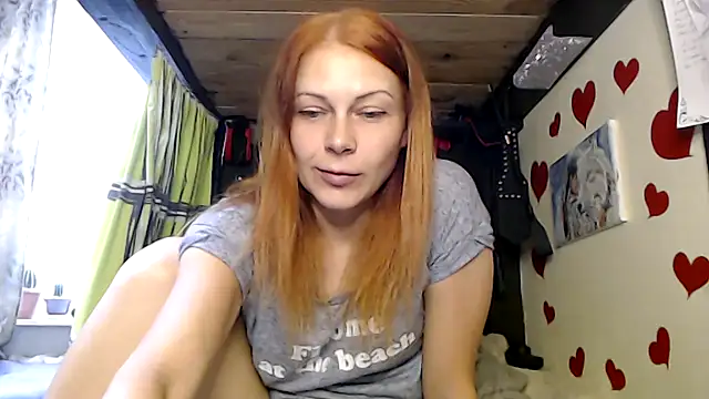 Snapshot of HarleyQuinn_69 chatting on 09-10-25, 10:37 HarleyQuinn 69 online show from 09-10-25, 10:37