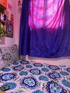 LiliJones  online show from 11-07-25, 02:06