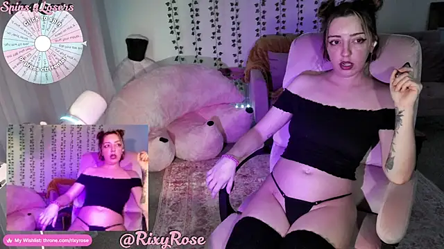 Trixyrose online show from 07-19-26, 11:36