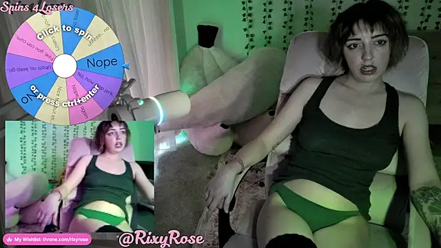 Trixyrose online show from 07-28-26, 11:17