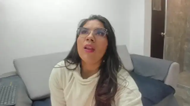 Luna Dumont online show from 01-07-26, 11:12