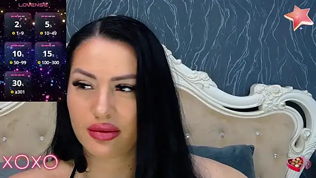 Snapshot of Lauren_Saint chatting on 02-12-25, 08:59 Lauren Saint online show from 02-12-25, 08:59