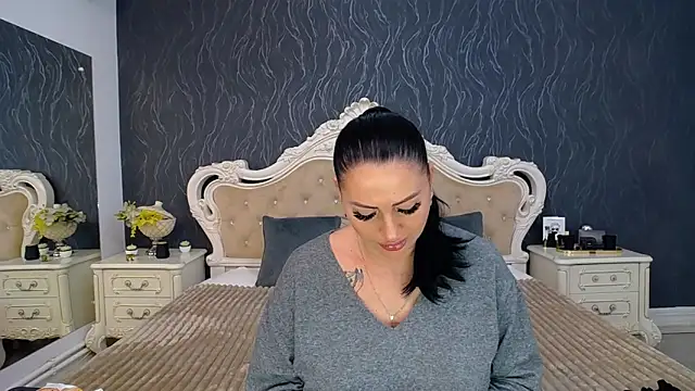 Snapshot of Lauren_Saint chatting on 02-13-25, 09:09 Lauren Saint online show from 02-13-25, 09:09