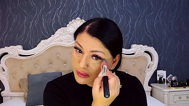 Snapshot of Lauren_Saint chatting on 10-06-25, 02:58 Lauren Saint online show from 10-06-25, 02:58