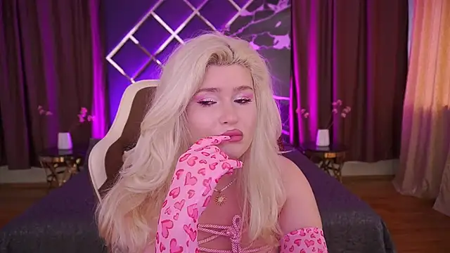 Snapshot of CocoSecretss chatting on 02-25-26, 07:18 CocoSecretss online show from 02-25-26, 07:18