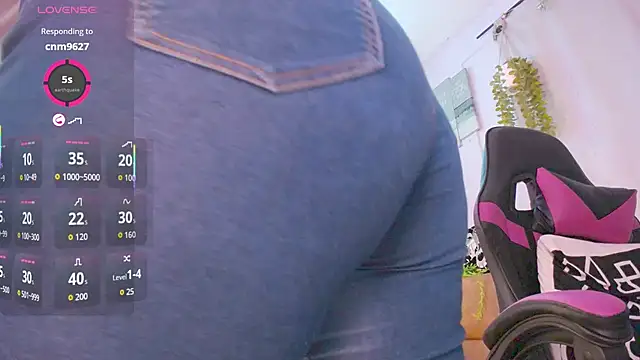 lucie nicolls online show from 09-13-25, 03:17