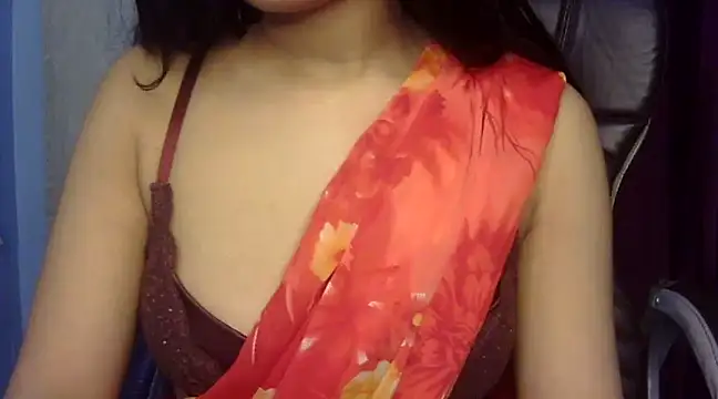 Snapshot of Karnaa_vail chatting on 01-29-25, 05:09 Karnaa vail online show from 01-29-25, 05:09