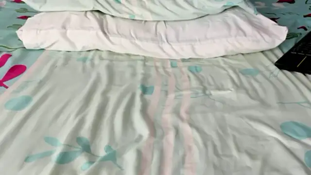 maybelline69 online show from 12-17-25, 06:25