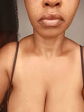 boobsnipplian online show from 05-24-26, 04:50