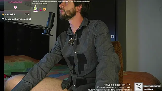 Snapshot of just_maxii chatting on 02-02-25, 01:55 just maxii online show from 02-02-25, 01:55