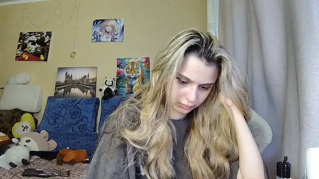 Snapshot of Bunnykiss69 chatting on 07-21-26, 04:42 Bunnykiss69 online show from 07-21-26, 04:42